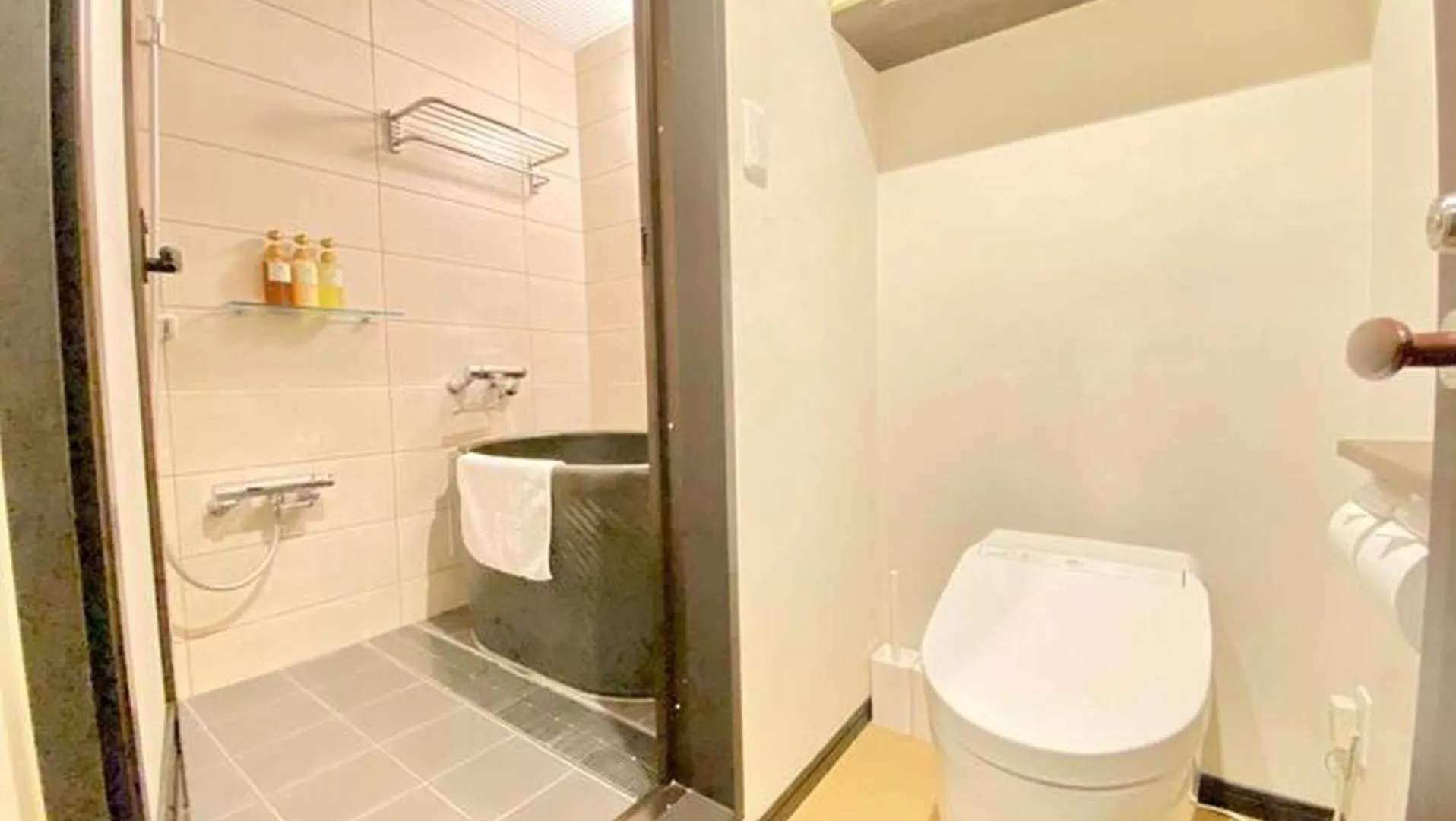 癒し黒門本館203 Apartment Osaka 0*,  Japan